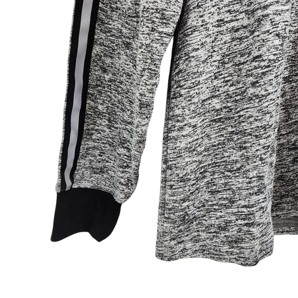 Guess Men's Long Sleeves Atlas Reflective Tape Crew Tee - XL - Picture 4 of 8